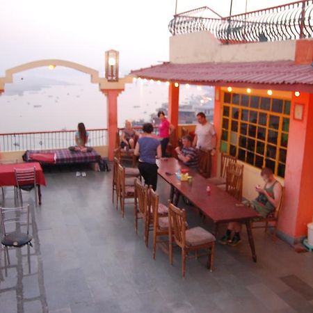 Puja Guest House Βαρανάσι Εξωτερικό φωτογραφία