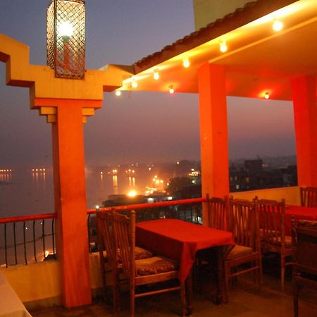 Puja Guest House Βαρανάσι Εξωτερικό φωτογραφία