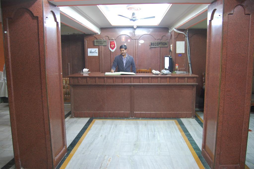 Puja Guest House Βαρανάσι Εξωτερικό φωτογραφία