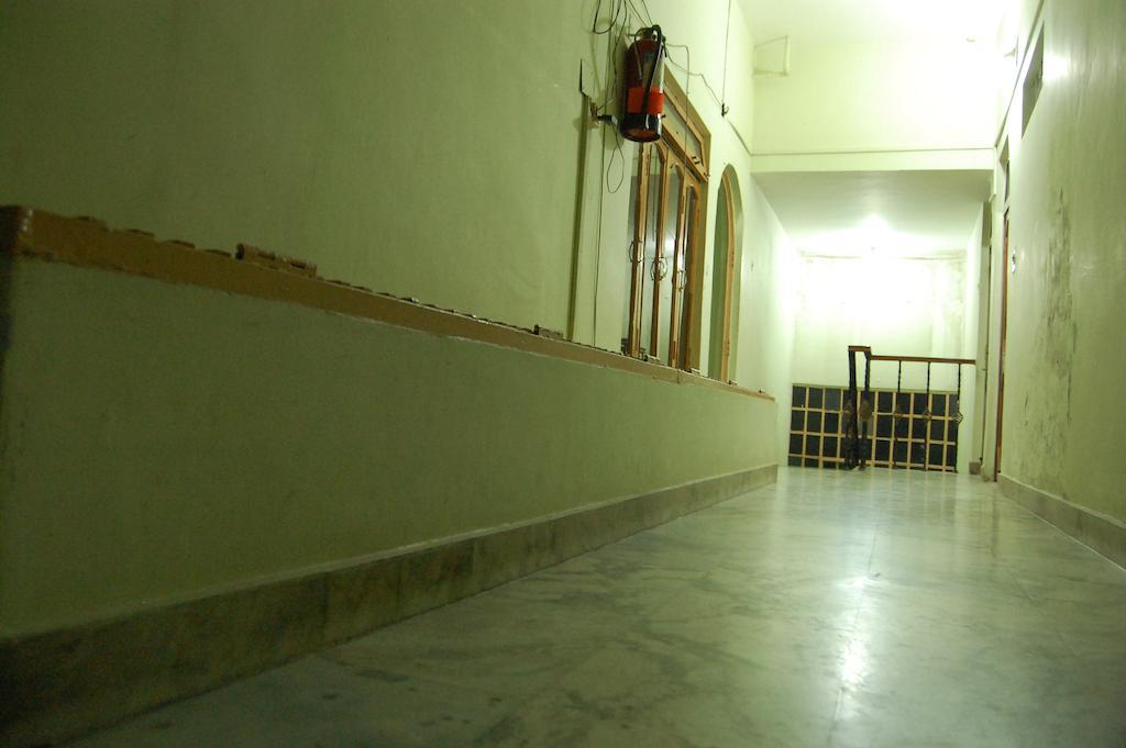 Puja Guest House Βαρανάσι Εξωτερικό φωτογραφία