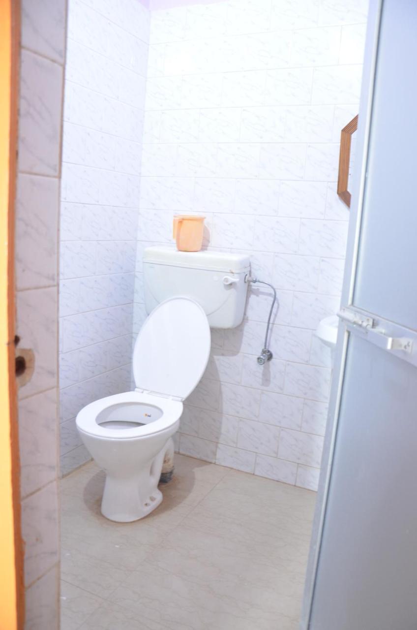 Puja Guest House Βαρανάσι Εξωτερικό φωτογραφία