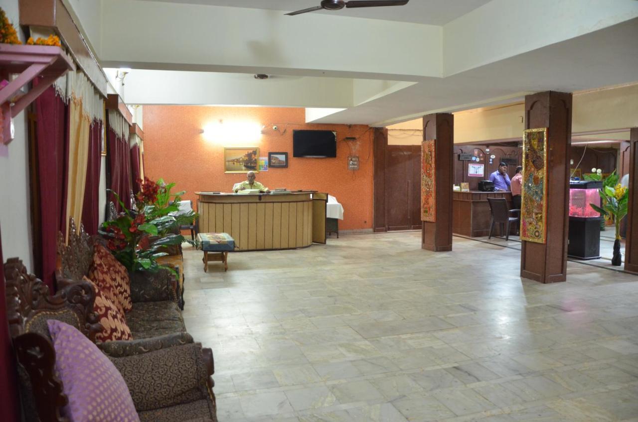 Puja Guest House Βαρανάσι Εξωτερικό φωτογραφία